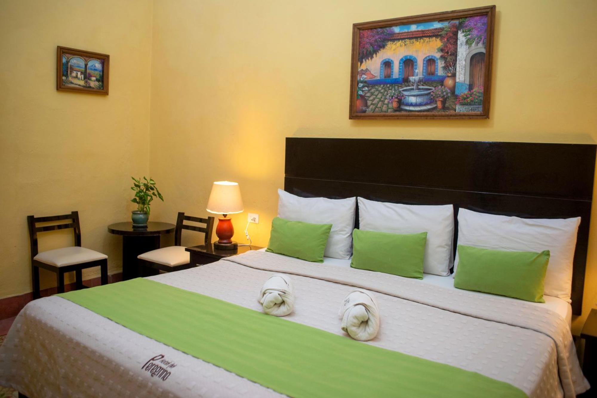 Hotel Del Peregrino Boutique Hotel Merida Bagian luar foto